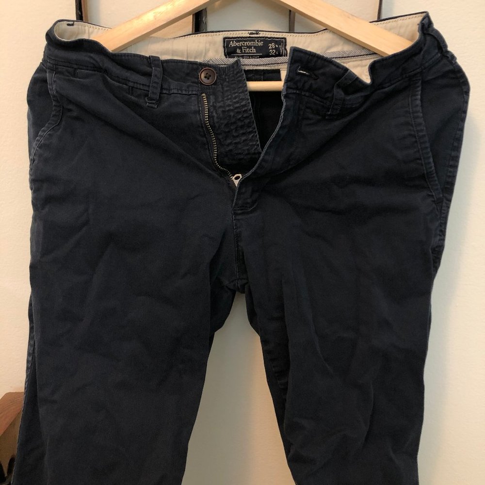 Abercrombie chinos